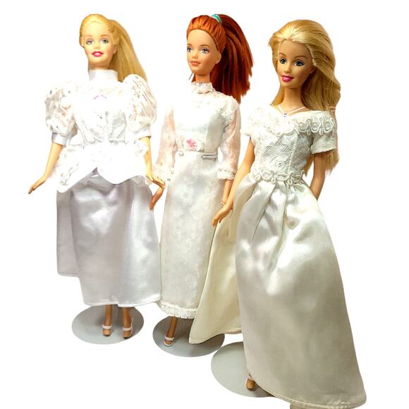 Trio of 2001 Palm Beach Barbies W/Swim Suits, PJ's, Shoes & Wedding Dresses - Picture 7 of 16